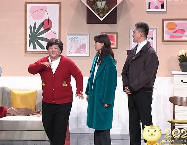 张小斐大衣断货(张小斐喜上加喜衣服断货)