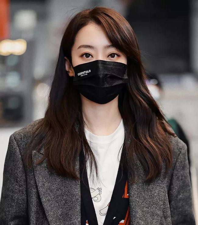 张小斐大衣断货(张小斐喜上加喜衣服断货)
