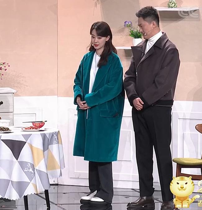 张小斐大衣断货(张小斐喜上加喜衣服断货)