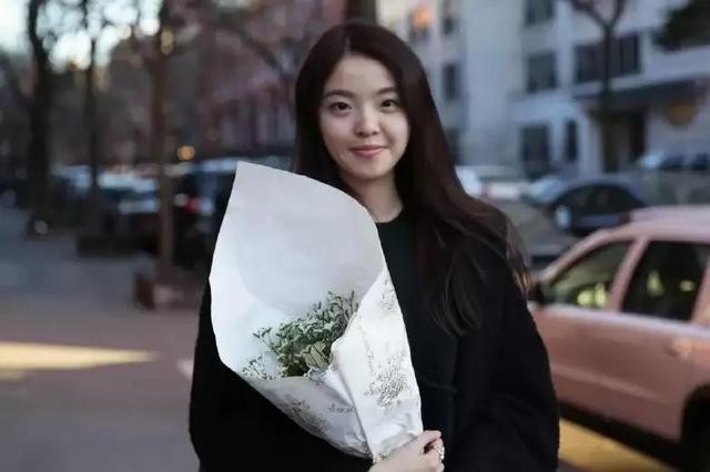 王菲和李亚鹏哪年离的婚（李亚鹏和王菲离婚真相）