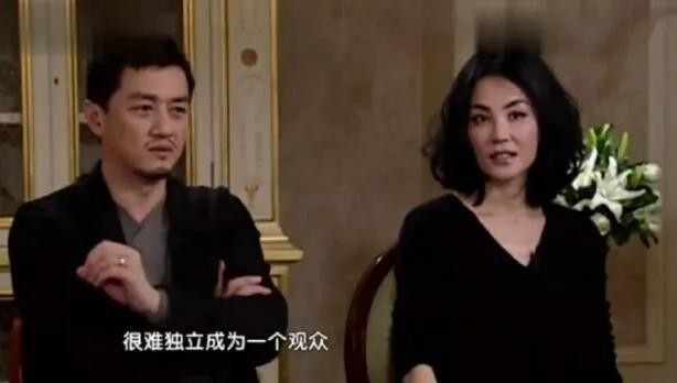 王菲和李亚鹏哪年离的婚（李亚鹏和王菲离婚真相）