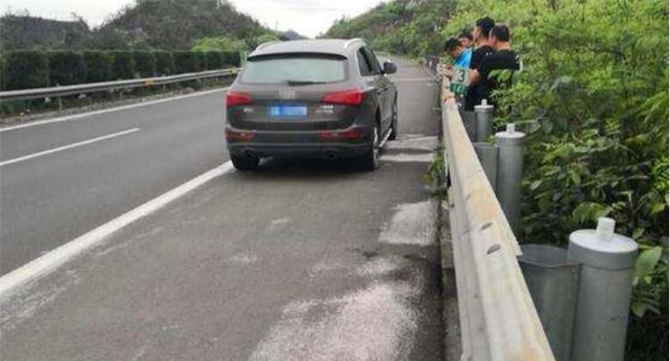 高速公路路肩是什么地方,高速公路路肩是什么地方 图解