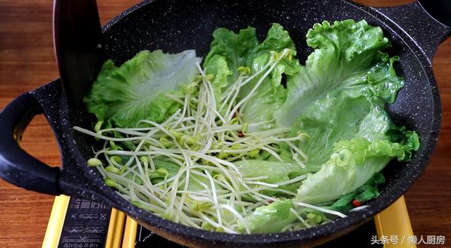 最简单的毛血旺做法（教你做饭店比较受欢迎的毛血旺）(9)