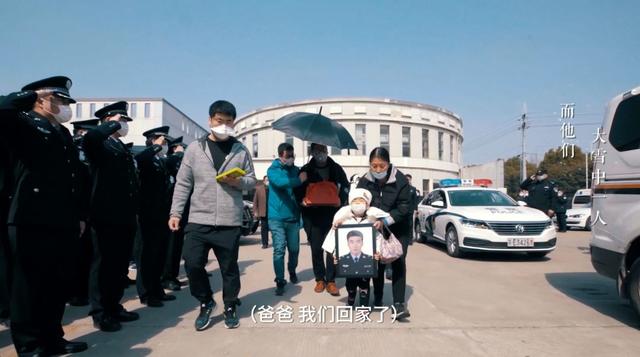 抗疫一线平凡人的感动（平凡的人给我最多感动）(4)