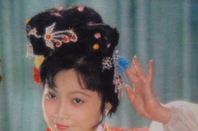 ​越剧花烛泪剧情解析