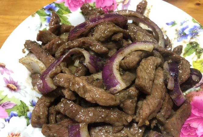 炒牛肉片怎么炒好吃又嫩又不辣