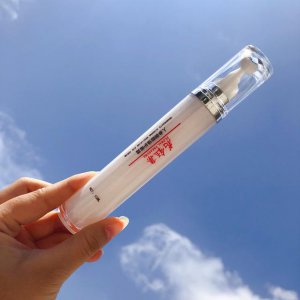 ​淡化眼部细纹的眼霜推荐（四款常用眼霜测评）