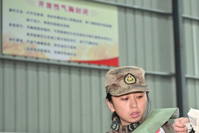最美的女兵风采（奋斗者正青春新时代女兵）(9)