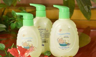 ​过期的沐浴露还能洗澡,沐浴露过期了还能用吗,有危害吗?