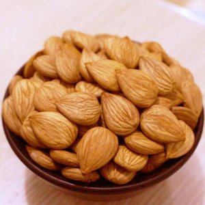 ​杏仁吃法技巧（杏仁三种吃法技巧）