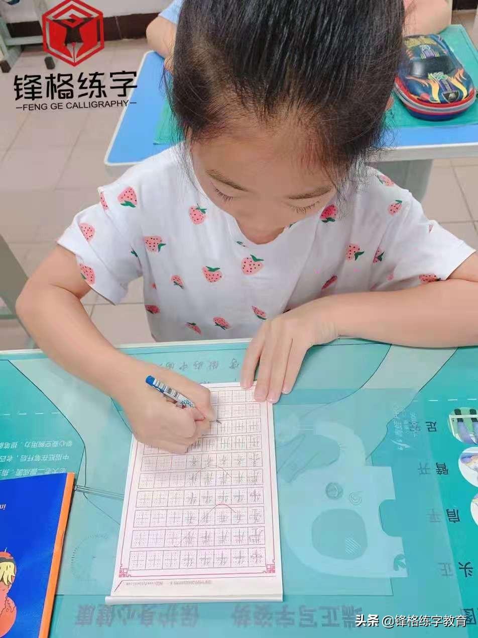 写字速度太慢的人,怎样才能提高写字速度（写字慢的学生如何提高写字速度）