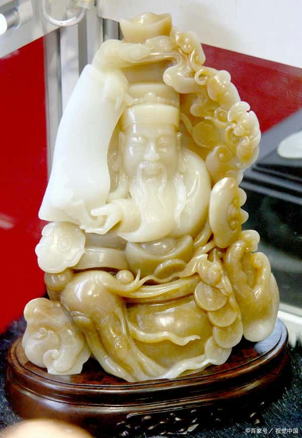 佘太翠究竟是什么玉石（佘太翠是玉吗值钱吗）