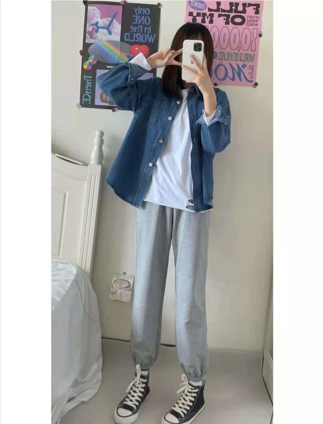 灰色运动裤搭配什么颜色上衣图片冬季（灰色运动裤应该配什么上衣）