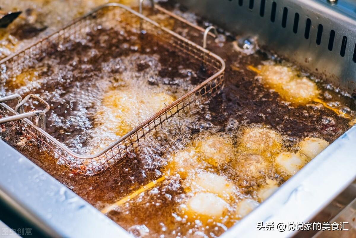 哪种油适合油炸食物（炸东西用什么油炸比较好）