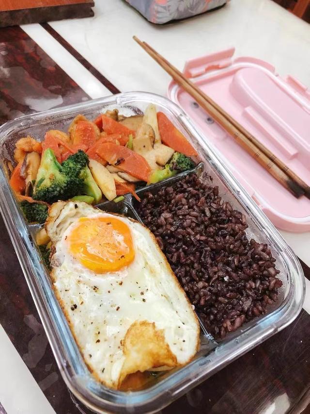 低脂减肥餐一周食谱（夏季减肥必囤的4款主食）(9)