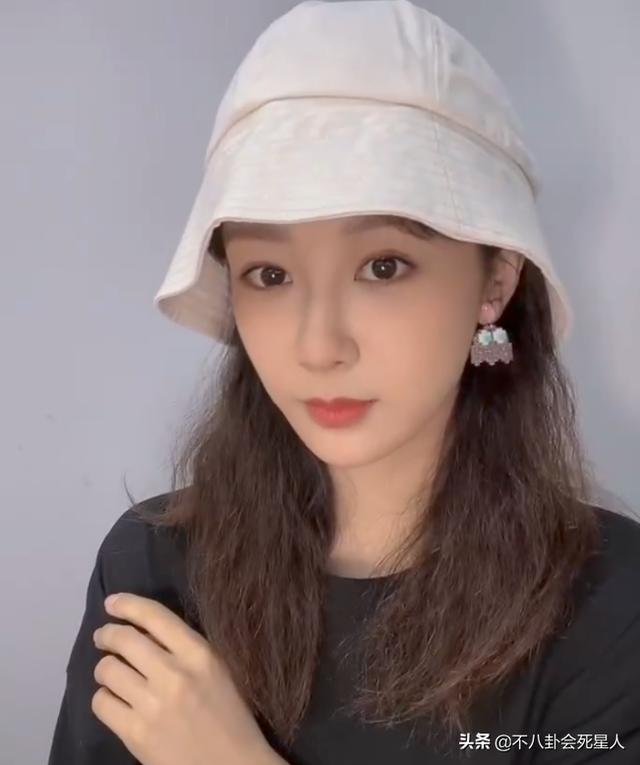杨紫杨幂赵丽颖热巴同框（杨幂松弛热巴疲态）(18)