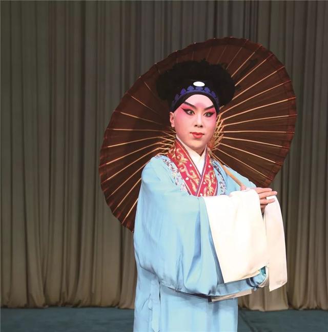 演员得白玉兰奖代表什么 白玉兰戏剧奖各奖项揭晓(30)