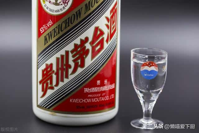 山西汾酒是浓香型还是酱香型（汾酒属于什么香型的白酒）