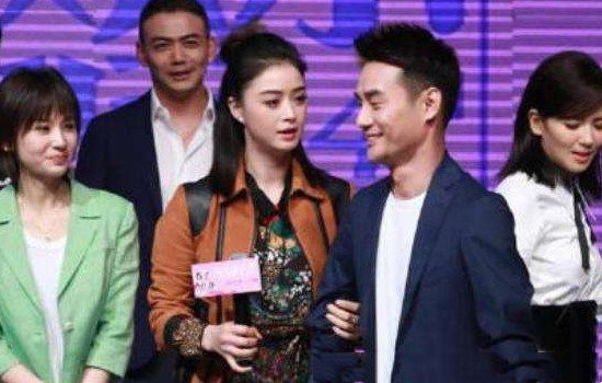 蒋欣与王凯的恋情是真是假,两人已经互删了微博互动