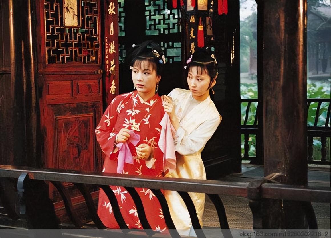 史湘云为什么成了官妓(薛宝钗被卖到哪里了)
