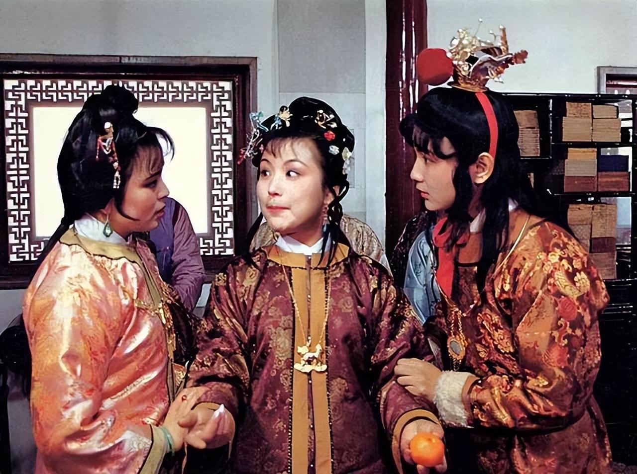 史湘云为什么成了官妓(薛宝钗被卖到哪里了)