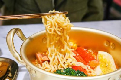 ​方便面煮几分钟最佳时间(方便面煮几分钟口感最好)