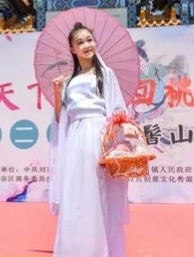 猪八戒与嫦娥的故事解析，猪八戒调戏月宫仙子来龙去脉揭秘