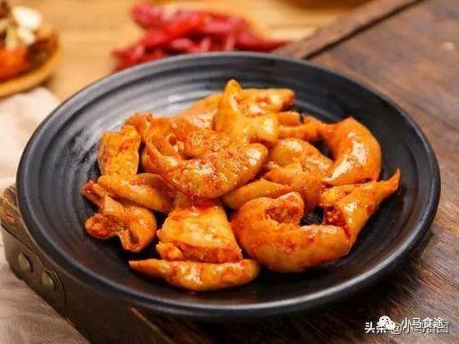 四川肥肠的正宗做法，步骤明确，值得参考