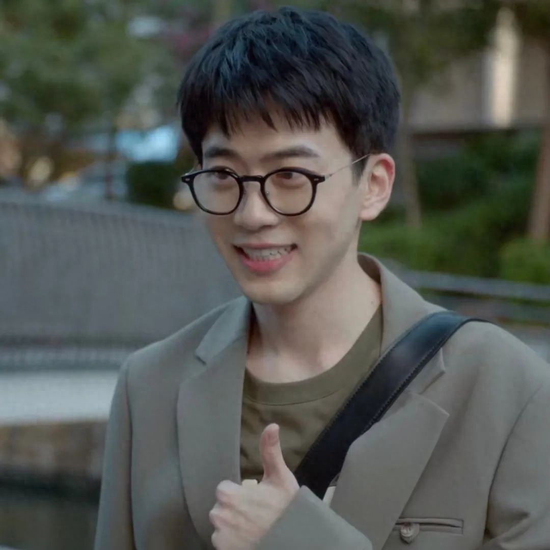 费启鸣(从网红逆袭到演员，费启鸣做到了)