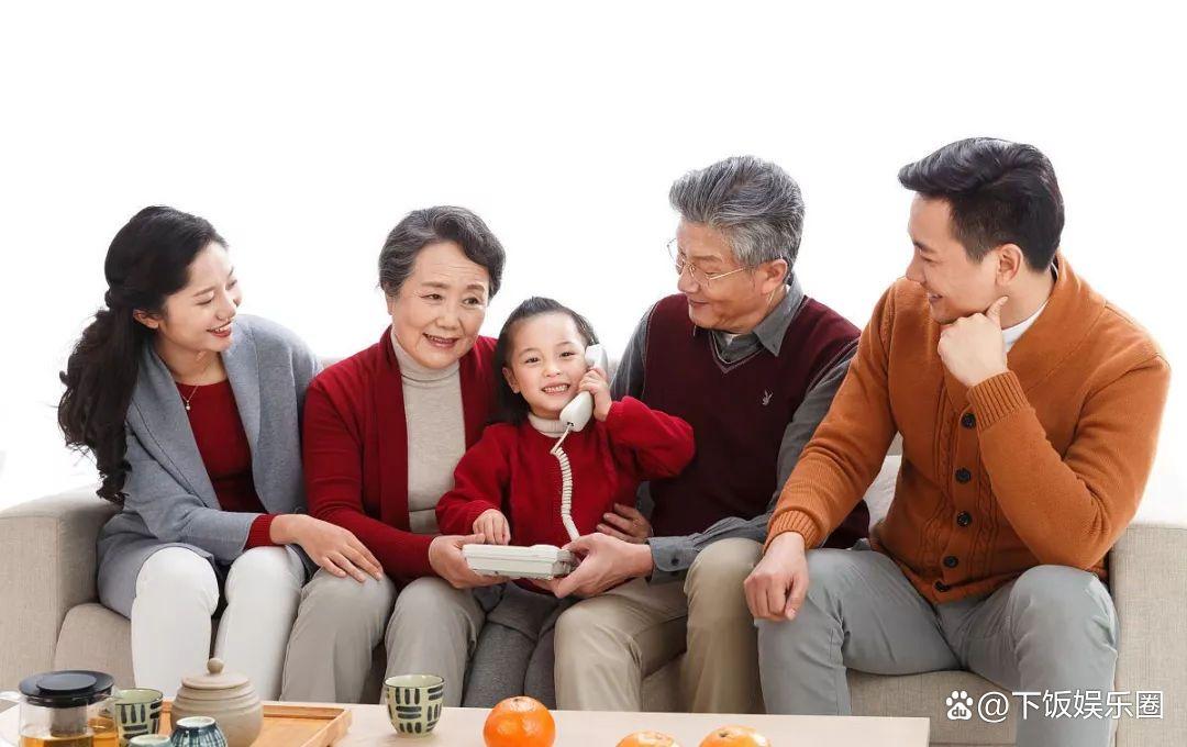 董又霖和成龙是什么关系，盘点不为人知的明星亲戚关系-
