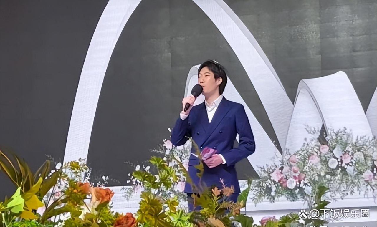 董又霖和成龙是什么关系，盘点不为人知的明星亲戚关系-