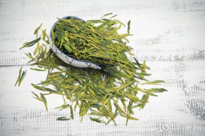 ​饮茶的好处和益处（疑问：每天坚持喝一杯茶，对身体会有什么好处？）