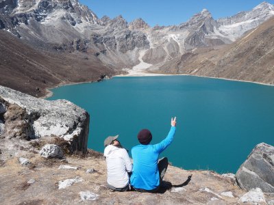 ​五岳归来不看山（五岳归来不看山全诗作者）