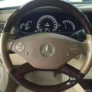 ​奔驰s350的车身高度是多少米(奔驰s350尺寸长宽高多少)