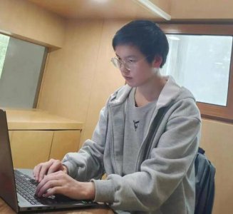 ​清华搬砖男孩 清华 搬砖 男孩是谁