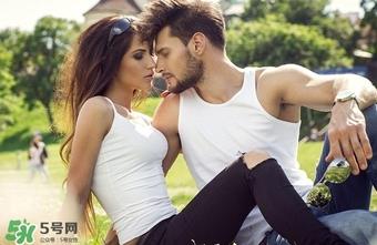 恋爱期间哪些玩笑不能开？恋爱期间要会说这几句美妙的情话