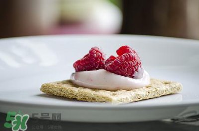 ​年糕的保质期是多久?年糕买回来怎么保存
