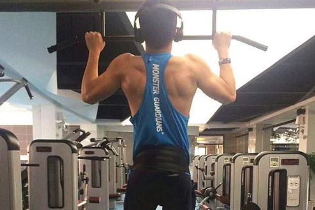 为什么做引体向上脖子疼 做引体向上脖子疼怎么办
