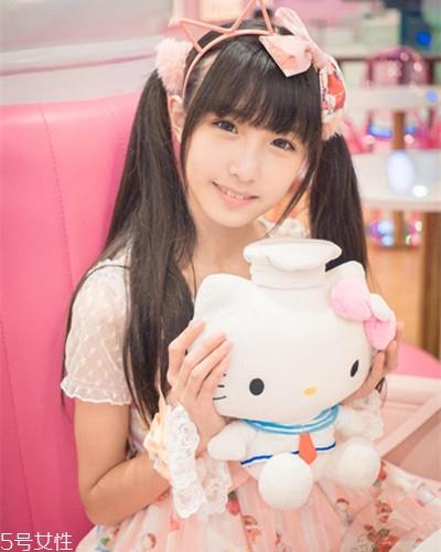 鹅蛋脸扎什么马尾好看？肉肉脸适合这些发型