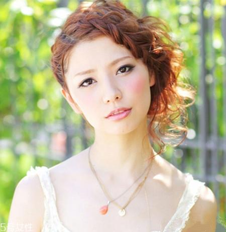 鹅蛋脸扎什么马尾好看？肉肉脸适合这些发型
