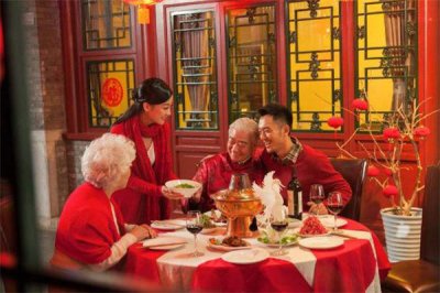 ​婚后一定要回男方家过年吗 婚后过年应该回谁家