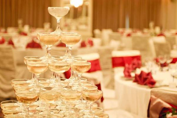婚宴酒席是男方先办还是女方先办 婚宴酒席要准备什么