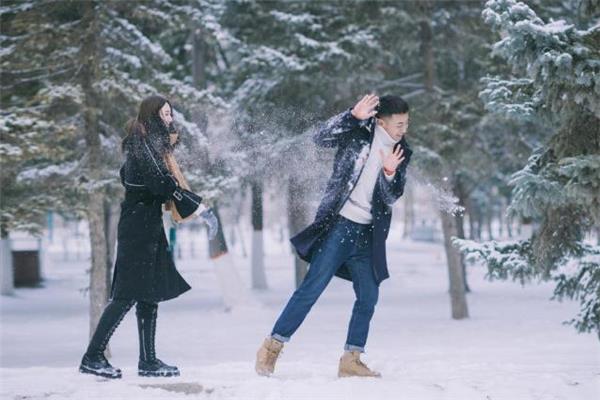 情侣三观不合该分手吗 情侣三观不合怎么办