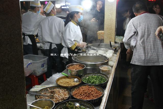 广州美食大受欢迎，2018年广府庙会美食节上又一道亮丽风景线