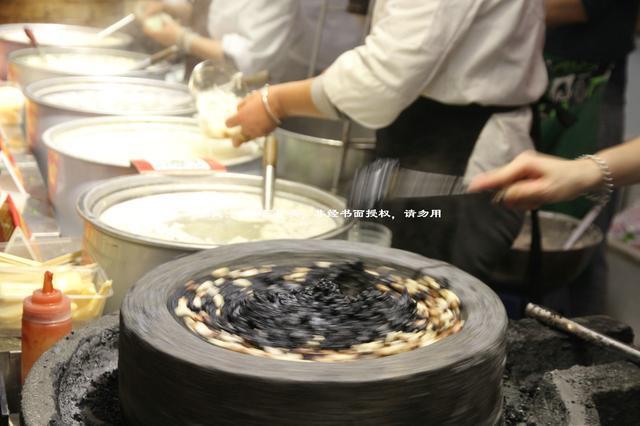 广州美食大受欢迎，2018年广府庙会美食节上又一道亮丽风景线