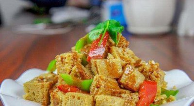 ​家常自制凉拌面筋，做法简单快手容易学，夏天没胃口必备美食！