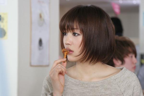 《我的机器人女友》感人至深的搞笑爱情电影