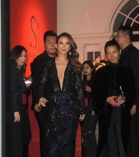 李玟身材已达巅峰，容颜依旧，你确定能看出来她已经40多岁了吗？