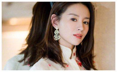 ​陈坤和董洁究竟是什么关系，这么多年不娶是因为她？