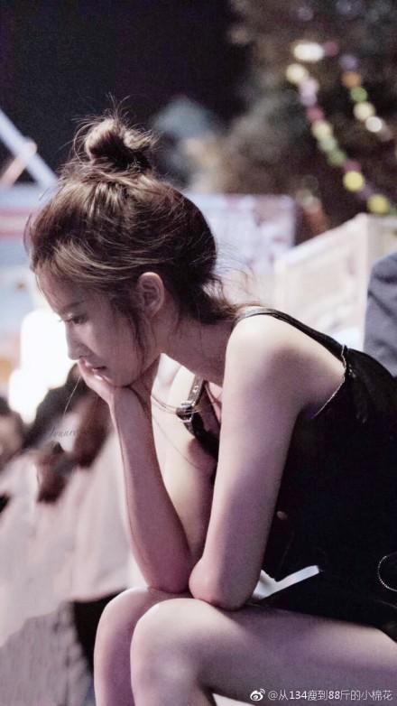 刘亦菲《二代妖精》发型盘点，丸子头狐狸卷每一套都美呆了！